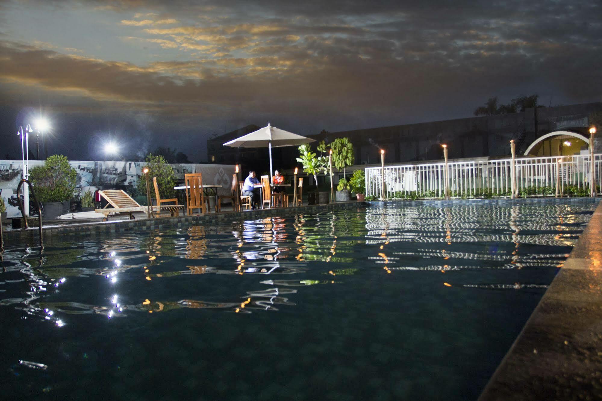Gowongan Inn Jogyakarta Zewnętrze zdjęcie